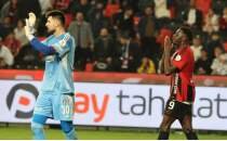 Be�ikta� arad��� golc�y� ligde buldu! Avrupa'dan talipleri fazla