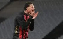 Fatih Karag�mr�k, ligde direniyor!