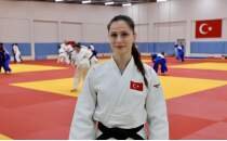 Gen� judocu bir ayda 3 Avrupa kupas�nda birinci oldu