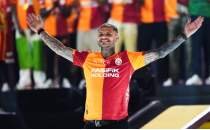 Mauro Icardi'nin menajerinden River Plate iddias�na cevap
