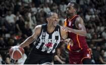 Be�ikta� ile Galatasaray yar� final i�in parkede