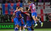 Avrupa'da kupa kazanan 12. �ngiliz: Crystal Palace