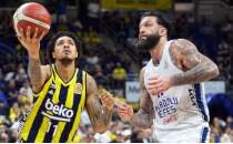 Fenerbah�e Beko'dan inan�lmaz geri d�n��! Anadolu Efes y�k�ld�!