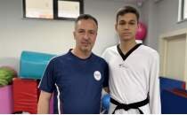 Milli tekvandocu Yi�it Yusuf T�re, d�nya �ampiyonlu�unu istiyor