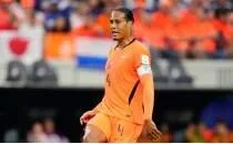 Galatasaray'da Van Dijk i�in transfer plan�
