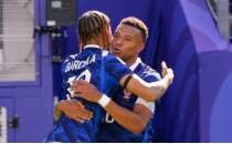 Kylian Mbappe'den gelece�i i�in mesaj