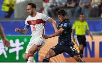 Hakan �alhano�lu: 'Kelime bulmak kolay de�il'