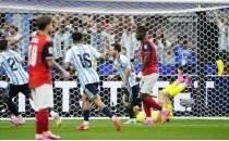 Messi tarihe ge�ti; Arjantin son 32'yi garantiledi