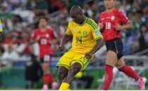 G�ney Afrika, G�ney Kore'yi y�kt�!
