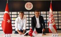 Antalyaspor'da B�lent Korkmaz d�nemi resmen ba�lad�