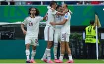 �spanya lider ��kt�, Uruguay veda etti!