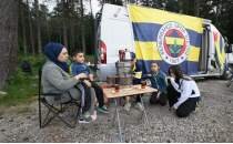 Mesafe ve mekan tan�mayan 'Fenerbah�e' a�k�yla 1280 rak�ml� yaylada kamp kurdular