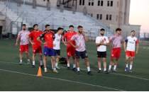 Filistin futbolu �� y�ll�k aran�n ard�ndan sahalara d�n�yor