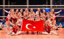 17 Ya� Alt� Kad�n Milli Voleybol Tak�m� son 16 turuna y�kseldi