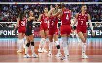 Cansu �zbay: 'Daha iyi oynamam�z gerekti�inin fark�nday�z'