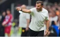 Galatasaray'da Okan Buruk, orta saha sorununu ��z�yor!