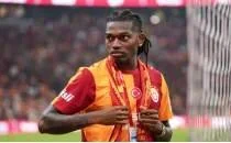 Portekiz'de b�y�k y�zle�me: Rafael Leao