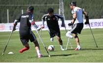 Ampute Futbol Milli Tak�m� d�nya kupas� i�in g�� depoluyor