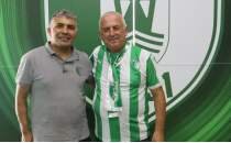 Tek ba��na gitti�i ma�ta �m�r boyu kombineyle d�nd�