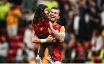 Abd�lkerim Bardakc�, Galatasaray'da tarih yaz�yor!