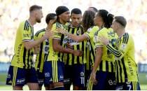 Fenerbah�e rakiplerini ge�ti