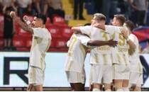 1.Lig'de Kayserispor, liderli�ini s�rd�rd�