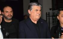 Be�ikta�'ta Adal� imzalar� toplad�! Kul�pten a��klama