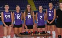 Afyon Belediye Y�nta� Voleybol Tak�m�, gazetecilerle bulu�tu