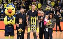 Fenerbah�e'den Vesely'ye veda seremonisi