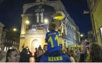 Bosna Hersek'te Edin Dzeko'dan ��rencilere ilham!