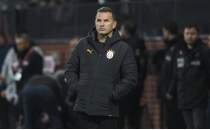 Galatasaray'da zorlu fikst�r ba�l�yor