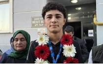 15 ya��ndaki Ahmet'ten anlaml� �ampiyonluk!