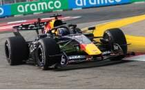 Singapur'da pole pozisyonu Verstappen'in