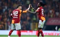 Galatasaray'da ideal savunmaya d�n��