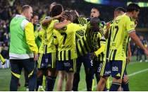 Fenerbah�e'de savunmada duvar, h�cumda �ov!