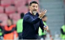 Besnik Hasi: 'Oyundan de�il �� puandan mutluyuz'
