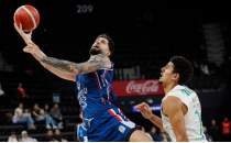 Anadolu Efes, Panathinaikos'u a��rl�yor