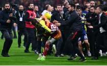 Galatasaray'dan Fenerbah�e'nin a��klamas�na cevap!