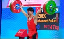Muhammed Furkan �zbek'ten 3 madalya!