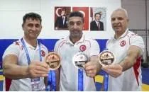 Uzun y�llar ara verdikleri g�re� kariyerlerini D�nya �ampiyonas�'nda dereceyle ta�land�rd�lar