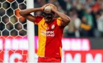 Osimhen sakatland� m�? Sekerek gitti!