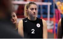 �lbank Kad�n Voleybol Tak�m�, 4 oyuncuyla daha anla�t�