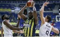 Partizan, Fenerbah�e'nin eski uzununu ald�