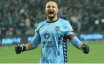 G�khan De�irmenci'den penalt� tepkisi: 'Can�m�z yan�yor'