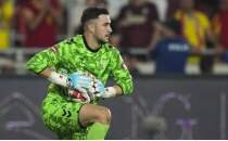 Galatasaray'da kaleci hedefi: Deniz Erta�