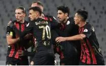 Fatih Karag�mr�k'te 4 futbolcuyla yollar ayr�ld�