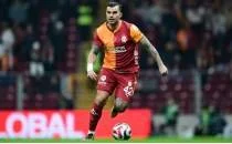 Galatasaray'da Abd�lkerim Bardakc� sar� kart s�n�rda