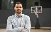 Galatasaray'da Vladimir Micov ile yollar ayr�ld�!