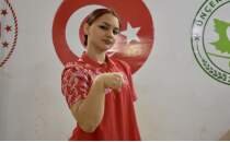 Milli sporcular, D�nya Bilek G�re�i �ampiyonas� i�in g�� depoluyor