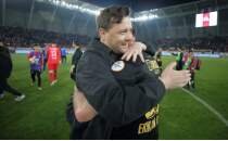 U�ur U�ar i�in duygusal m�cadele!